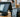 Modernes POS-Kassenterminal mit einem gedruckten Kassenbon aus blaugrauem Blue4est Öko-Thermpapier vor einem Hintergrund mit geordneten Ordnern für die Buchhaltung und Steuerprüfung. (KI/AI)